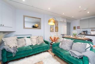 Well Located Stylish 5 Bed House - Kent - 8