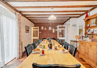 Hoxne House - 8