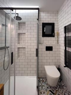 Homevision - Galerius Arch Condo - City Center - 7
