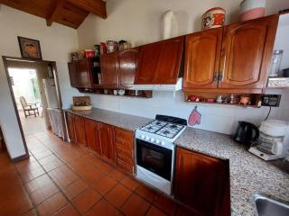 ¡Casa Florida, en el corazón de Chacras de Coria! - Ciudad Lujan de Cuyo - 5