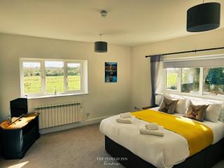 The Plough Inn Farmhouse - Private Holiday House - Lenwade - 8
