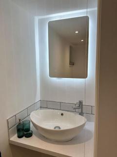 Island Sea View Escape - Perfect Couples Escape - Ryde - 9
