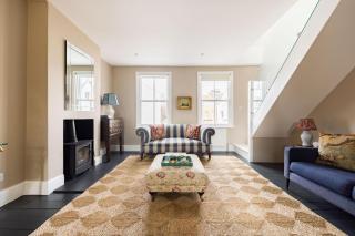 The Thames Embrace 3 Bedroom and Garden House in Battersea - Londra - 0