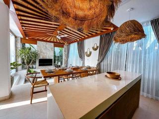 Villa Nakula - Architectural Canggu 3 Level Villa 5 mins to Beach - Canggu - 3