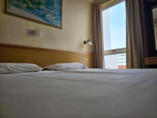 Ambassador Hotel - 9