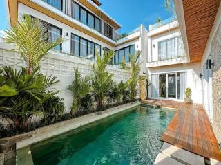 Villa Nakula - Luxury Canggu 3 Level Villa ONLY 5mins to Beach - Canggu - 9