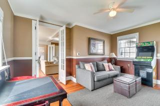 Lakefront Cayuga Retreat with Private Deck and Hot Tub - Cayuga - 5