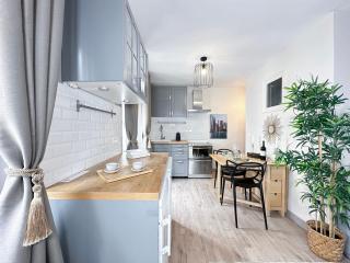 Stylish & Chic Duplex near Eiffel Tower - Parijs - 3