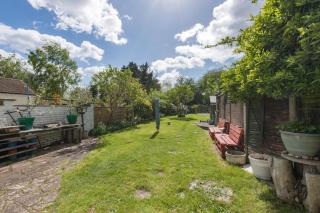 Cosy Family Home in Ruislip - 4