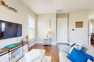 Lagoon Luxury - Panama City Beach - 5