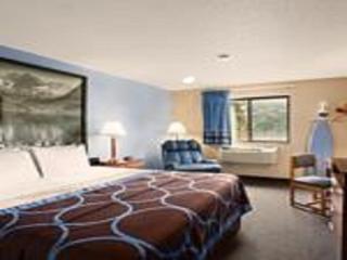 Quality Inn - 7
