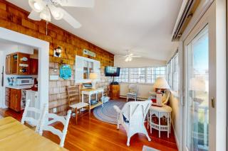 Hen Cove Cottage - 8