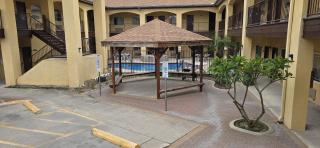 Texas Inn and Suites RGV - Edinburg - 8