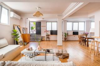 Acropolis District - 9