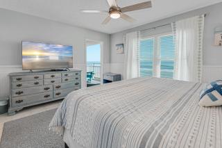 Direct Oceanfront, 2nd floor view feels like you - New Smyrna Beach - 8