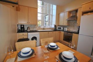 Kirkmay House Apartment - 1