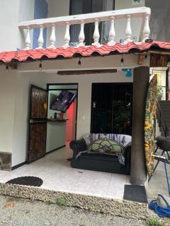 Zury House - Quepos - 0