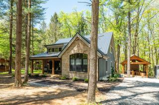 West Oak - hot tub, boat slip, outdoor fireplace - Oakland - 0