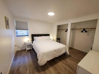 Updated Douglas Apartment, Near Downtown and Skiing - 4