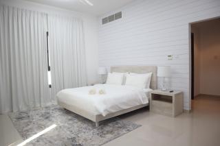 The Coral Villa with free ka yak and private pool - Al Dana Island Fujairah - Fujaira - 3