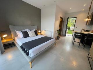Polyxeni Suites - Laganas - 5