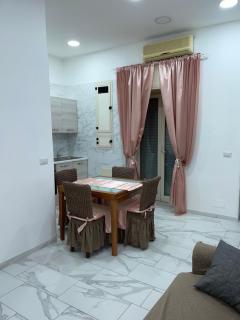 Pink House - Napels - 2