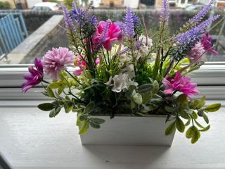 Homely 3 Bed House Halifax - 5