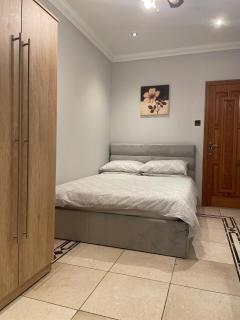 North London Studio Apartment - London - 6