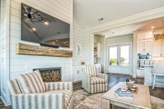 Wine Down - Southport - 6