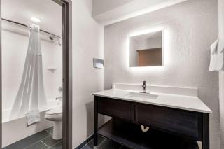 Clarion Pointe Rhinelander Downtown - Rhinelander - 8