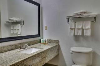 Country Inn & Suites by Radisson, Savannah Gateway, GA - 6