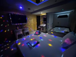 Prestige Motel 2 - 5