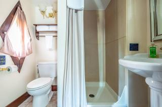 Charming Room in Capitol Hill - Foxglove Inn Rm 4 - Seattle - 3
