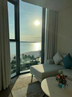 toa nha alacarte ha long view bien 5 sao - 1