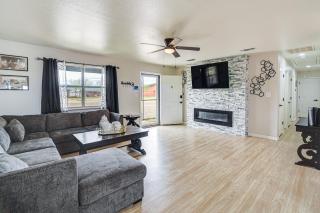 New Mexico Smart Home with Private Yard and Grill - Tucumcari - 0