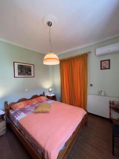 Aris House - Kalamitsi - 9
