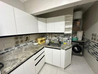 Modern 3-Bedroom Apartment - Cairo - 3