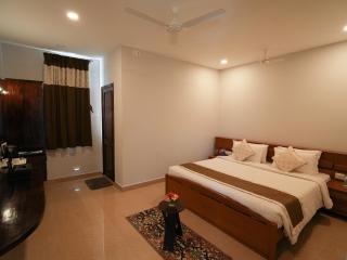 MGM Whispering Wind's Yelagiri - Yelagiri - 7