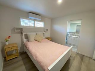 Charming Beach Getaway - Valla Beach - 4
