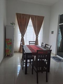 Live Well Homestay Senawang - Seremban - 9