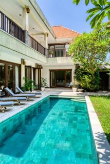 Virginia villa 4BR 5min walk to beach with assistant villa and pick up from airport and security - Canggu - 6