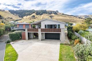 Tui's Retreat - Duvauchelle Holiday Home - Duvauchelle - 9