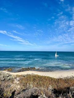 Dolce Vista - North Beach Coastal Haven - Perth - 6