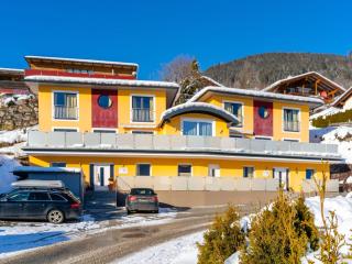 Chalet in Piesendorf near Kaprun Ski Slopes - 8