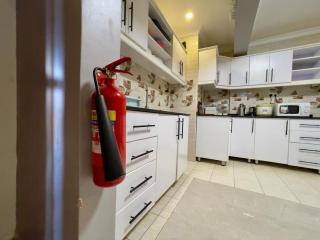 Executive 2-Bed Apartment in Kigali, Kagarama - Kigali - 5