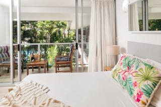 Belle Escpaes Drift Beachfront Resort Suite 3401 - Palm Cove - 2