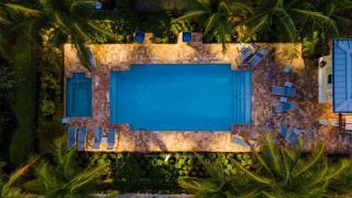 Beautiful Modern 3BR Townhouse Pool Hot Tub - 9