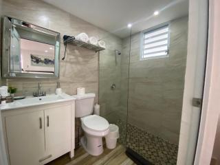 Modern Beach Retreat: 1-Bed Apt at Villa Iris - Luquillo - 8