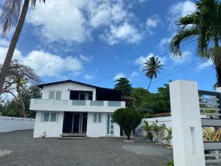 Modern Beach Retreat: 1-Bed Apt at Villa Iris - Luquillo - 4