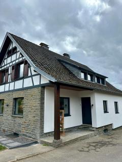 Traumfabrik Eifel mit Sauna & Whirlpool - Monschau - 9